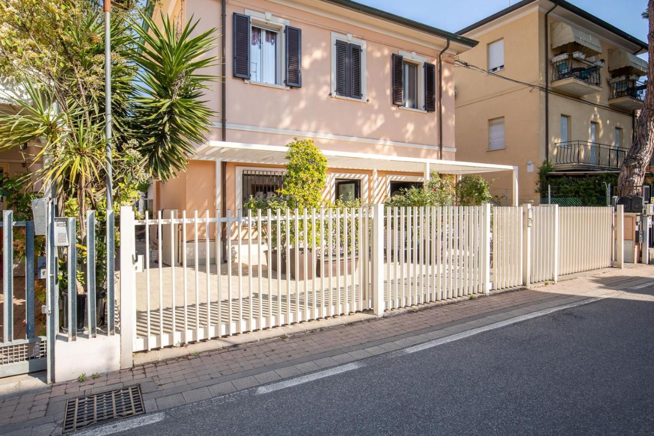 Romantico Open Space A 3Min Dalla Spiaggia - Homeunity Rimini Kültér fotó
