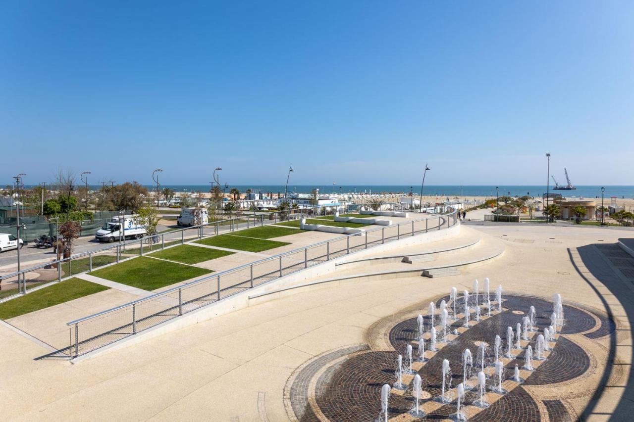 Romantico Open Space A 3Min Dalla Spiaggia - Homeunity Rimini Kültér fotó